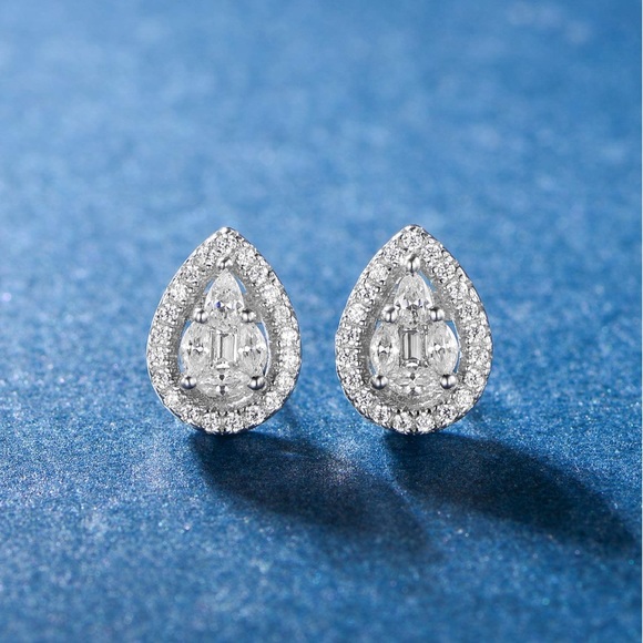 NWOT - Sterling Silver Teardrop Stud Earrings – Cubic Zirconia Halo Sparkle - Picture 4 of 7